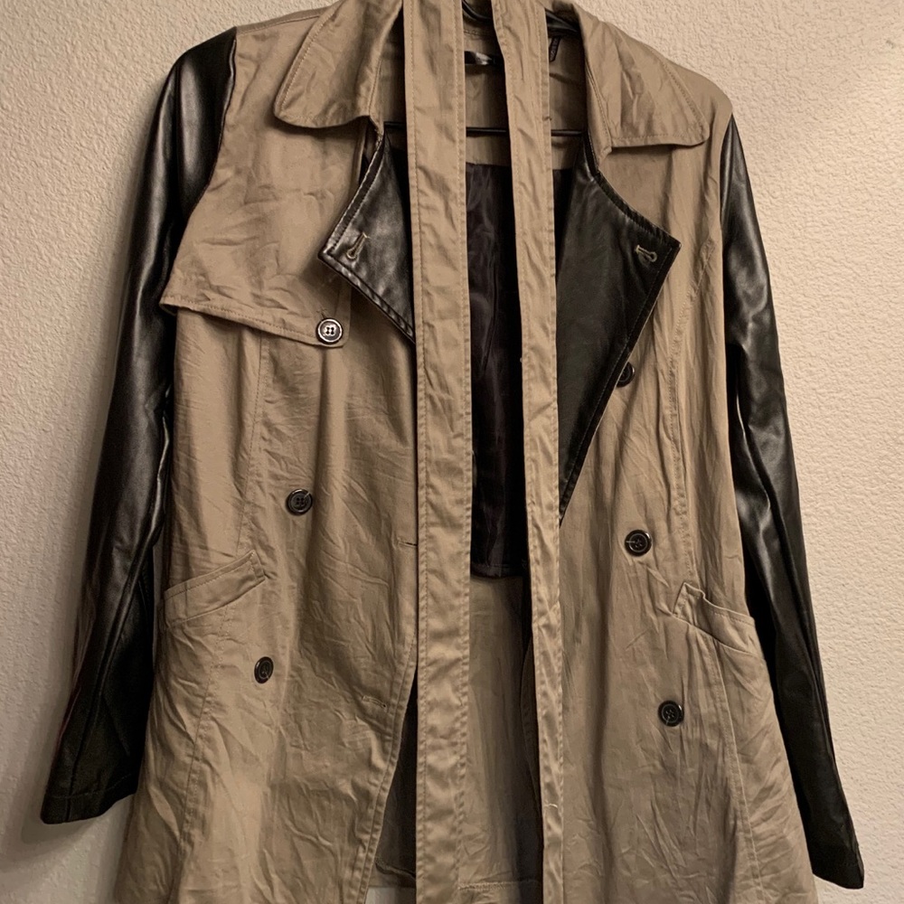 Jacket - Picture 5 of 8